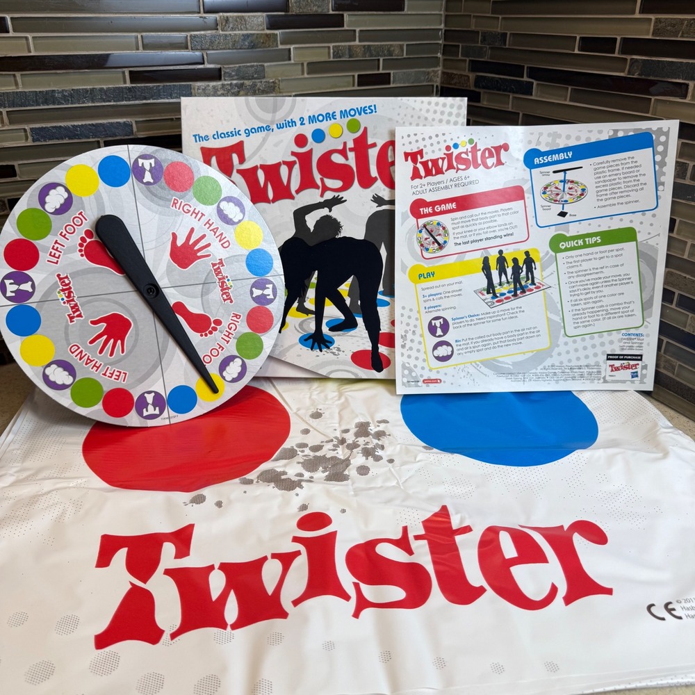 Hasbro Twister Classic Party Game 2012 Edition 2 More Moves Ages 6+ Complete - Picture 3 of 10